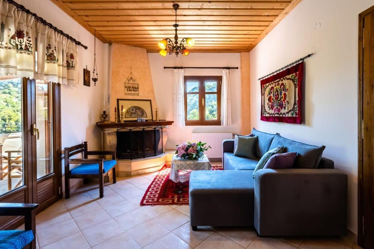 Stemnitsa Stone Residence - Comfy Mountain Getaway Eksteriør billede